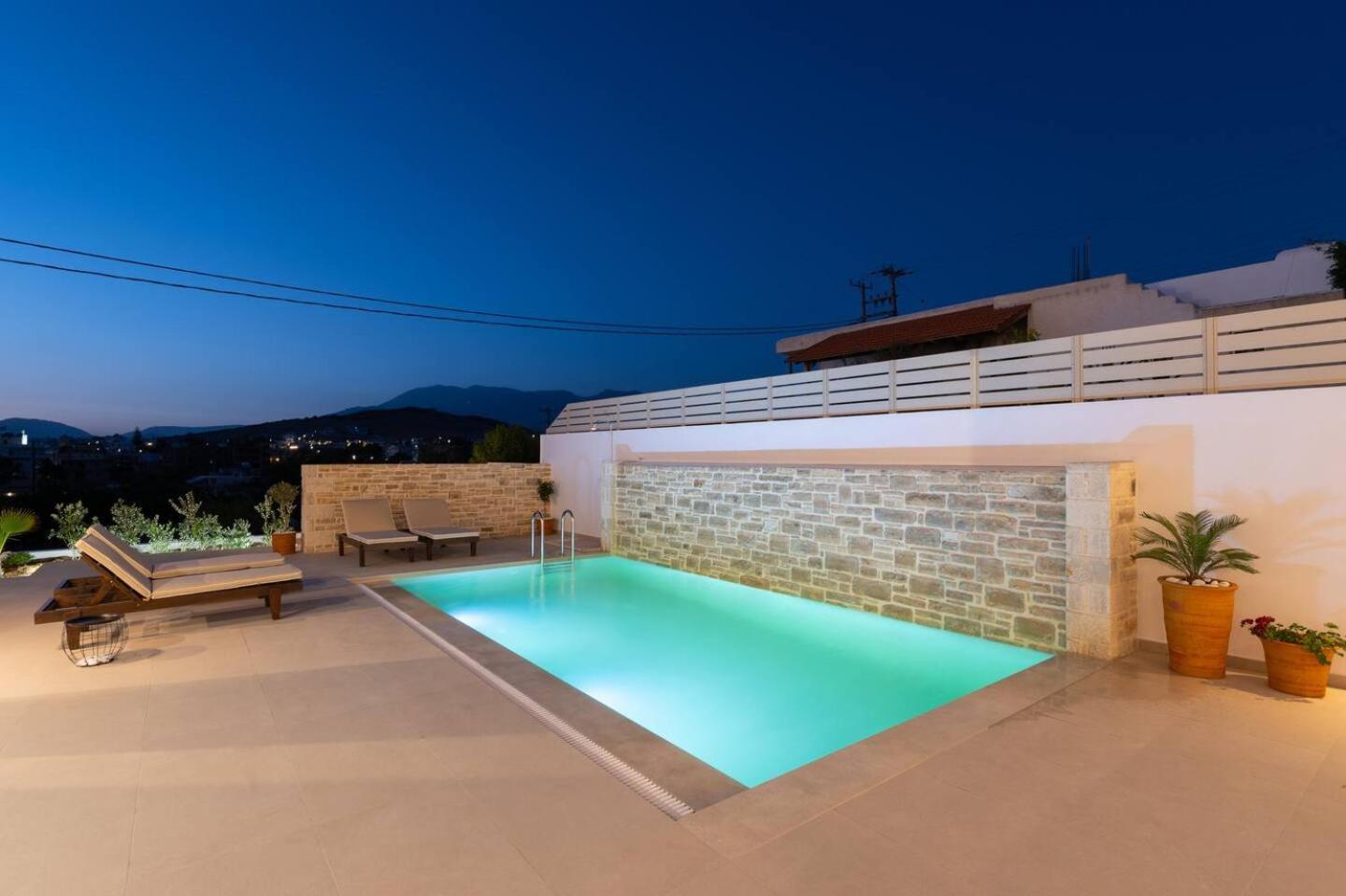 Ammokrinos Luxury Homes,150M From The Beach Kalamaki  Luaran gambar