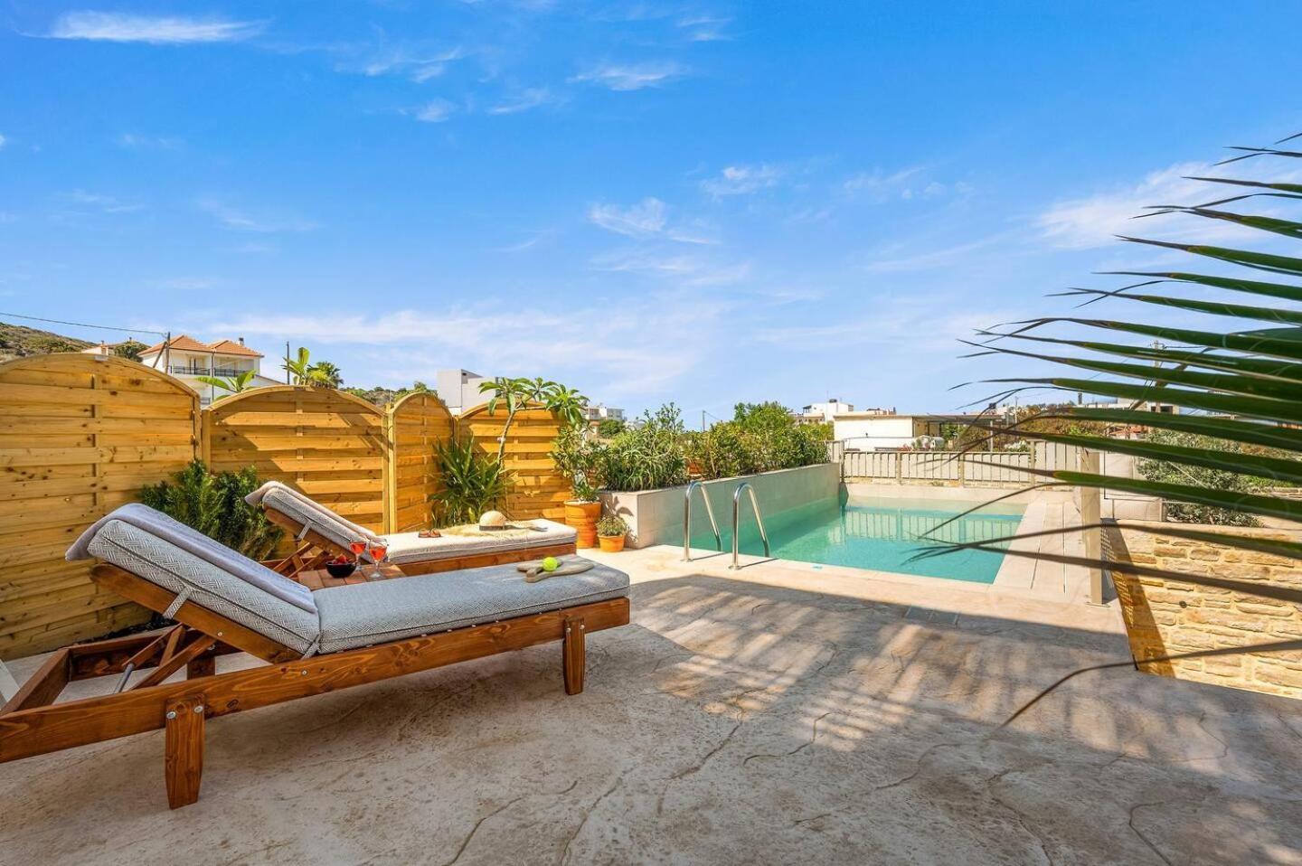 Ammokrinos Luxury Homes,150M From The Beach Kalamaki  Luaran gambar