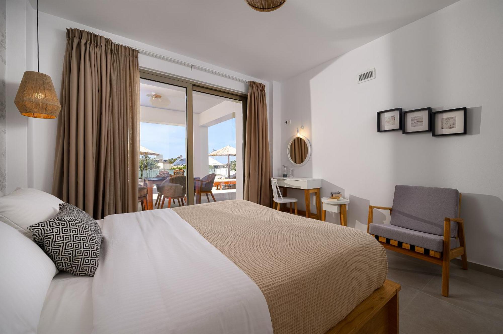 Ammokrinos Luxury Homes,150M From The Beach Kalamaki  Luaran gambar