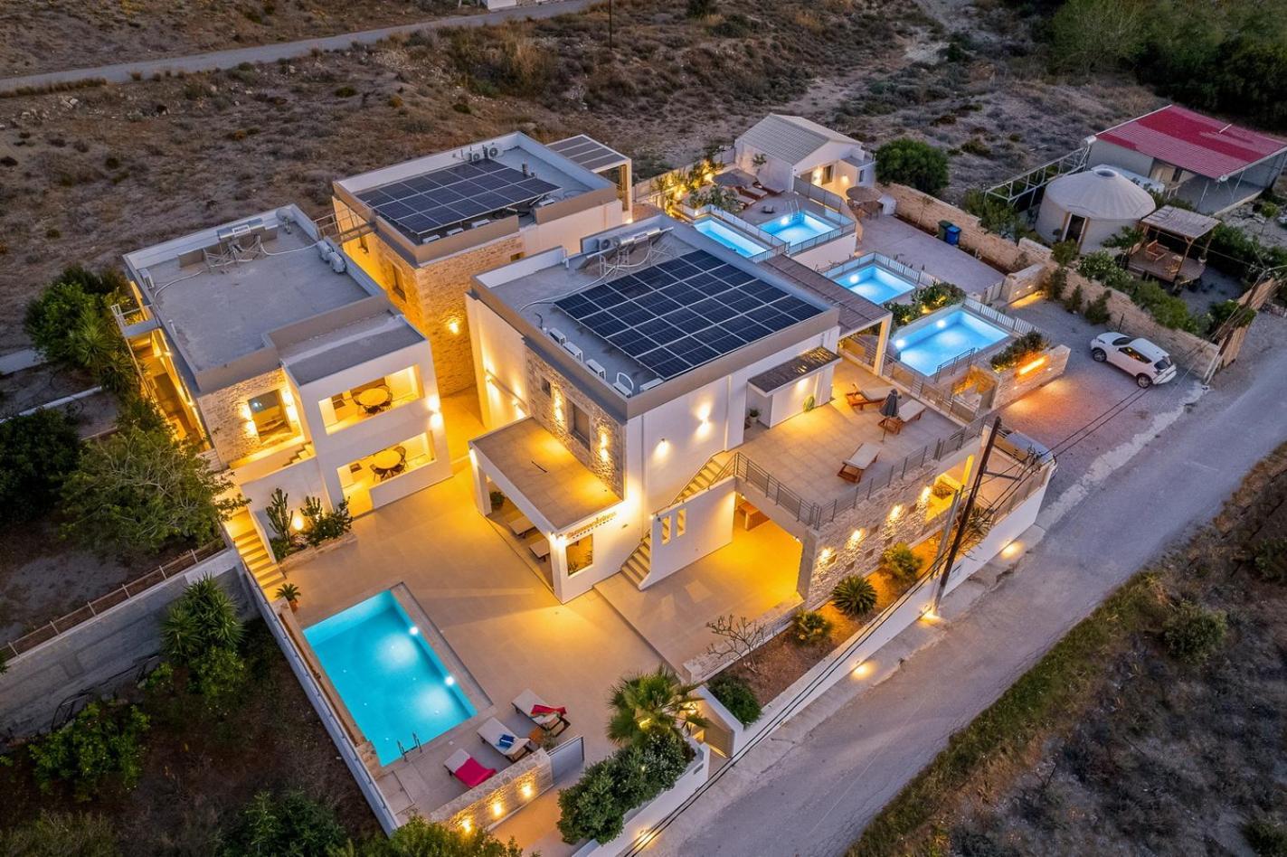 Ammokrinos Luxury Homes,150M From The Beach Kalamaki  Luaran gambar